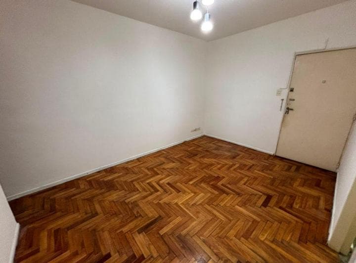 2amb 35 m Parquet Vestidor Cocina Comedor Av Boedo y Av Garay - 2