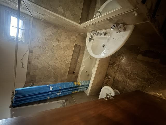 Propiedad Apta Uso Comercial en Cerro de Las Rosas. - 5