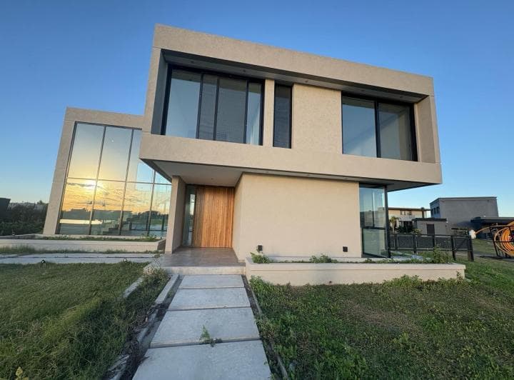 Casa Al Río en El Naudir – 346 m² – Piscina, Amarra - 4