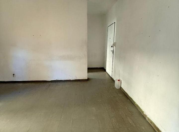 Venta Departamento de 2 Amb a Reciclar - 45 m Tot. - por Escalera. 500 m Gral. Paz - B. Saavedra. - 3