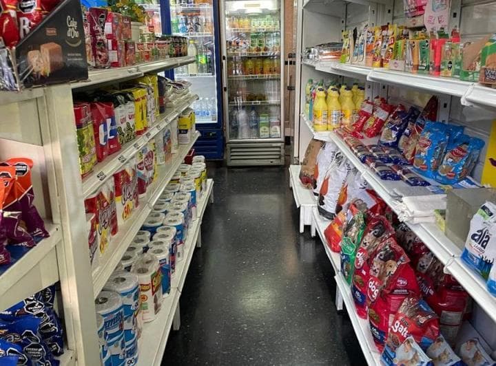 Venta de Local en Calle San Juan y Paraguay - 4