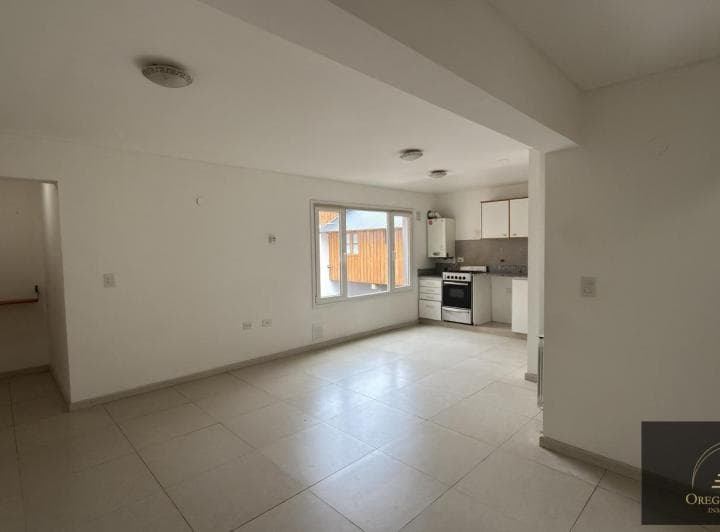 Departamento en Alquiler de 1 Dormitorio Sin Muebles - 2