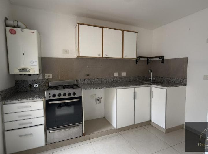 Departamento en Alquiler de 1 Dormitorio Sin Muebles - 3