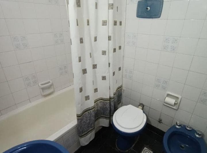 Impec Consultorio Y/u Oficina de 2 Amb Amplios M/lum P 2° Cfte Baño - Cocina Compl Av Córdoba 3200 - 4
