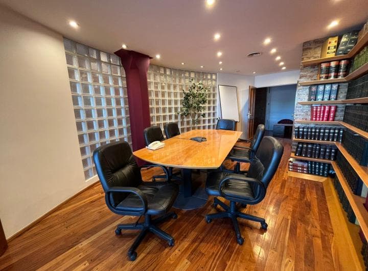 Venta Oficina de 110 m², 1 Coch, Amenities, Seg 24hs - Alicia m de Justo 800 (Puerto Madero) - 4