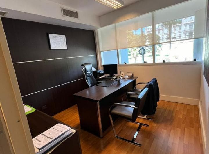 Oficina en Venta en Excelente Edificio Sobre Av Luis Maria Campos! - 5