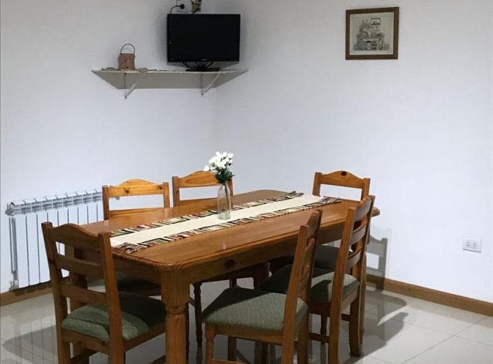 Casa en Venta - 2 Dorm. 1 Baño - 215 m² - Miramar - 3