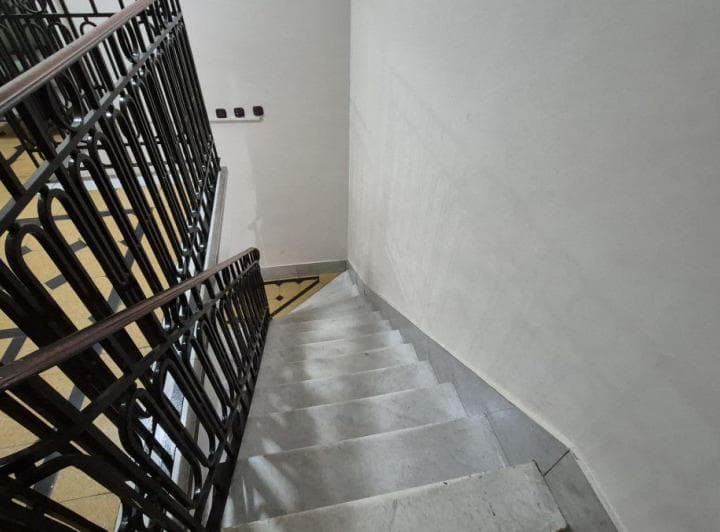 Oficina Comercial de 90 m² en Alquiler en Lomas de Zamora - 2