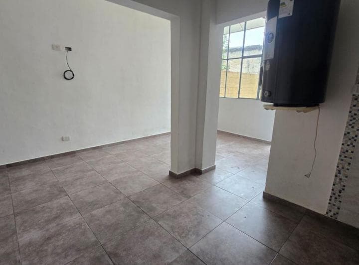 Alquiler Departamento Tipo Casa 2 Ambientes en San Justo - 5