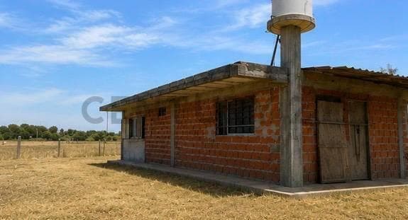 Venta Lote 7.088 m² con Casa en Construcción 3 Ambientes y Pileta - 3