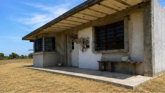 Venta Lote 7.088 m² con Casa en Construcción 3 Ambientes y Pileta - 4