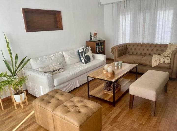 Alquiler Casa de 3 Dorm. en Vicente López con Patio - 2
