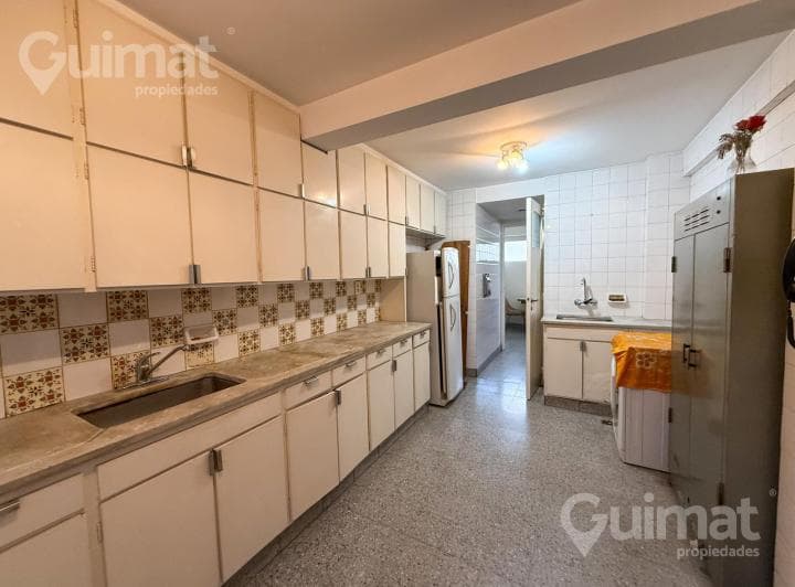 Piso de 4 Ambientes Mas Dependencia de Servicio 121 m Cuadrados - Balvanera - 5