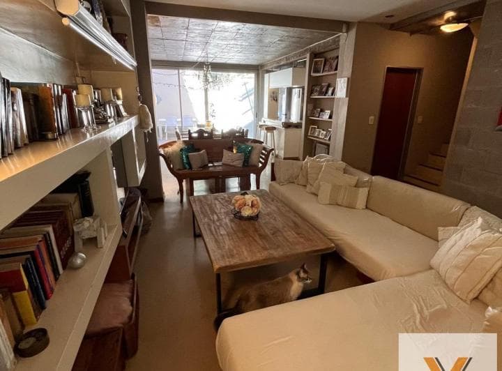 Casa en Venta - 3 Dorm. 2 Baños - 257 m - Balvanera - 2