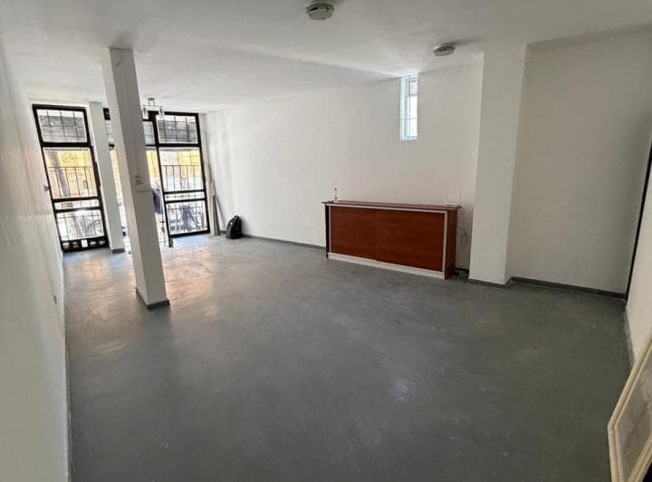 Local Comercial en Guemes - 5