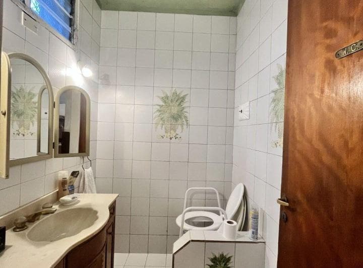 Casa 4 Ambientes. | Fabre Al 1100 - 3