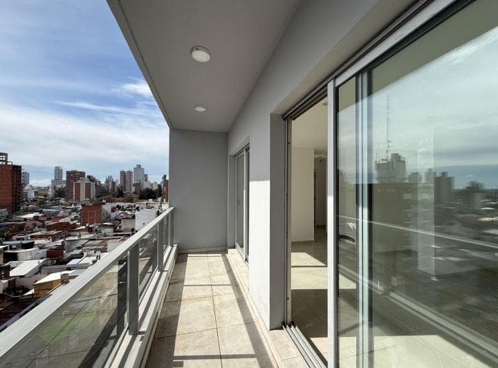 Exclusivo Piso de 2 Dorm. con Cochera en Barrio Constituyentes - Santa Fe - 3