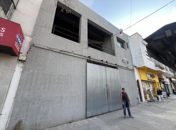 Local en Venta Sobre Av Maipú Al 1100 | Superficie Cubierta de 217 m² y 2 Plantas - 2
