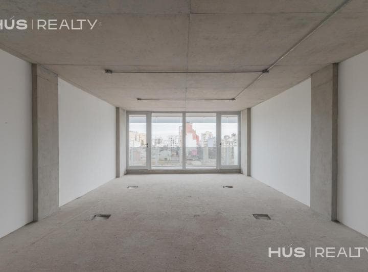 Venta Oficina en San Telmo. Edificio con Seguridad 24 Hs y Amenities. Ideal Renta. - 2