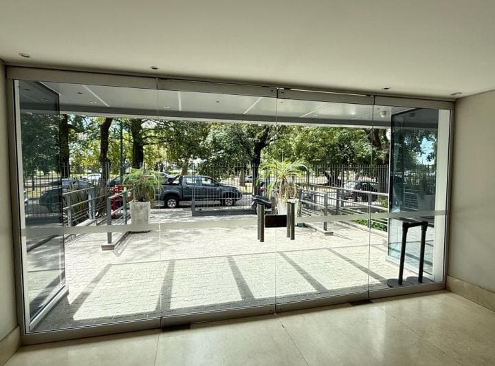 Alquiler Oficina en Martinez - Dardo Rocha 900 - Oficina de 150 m² Cocheras - Impecable - 4