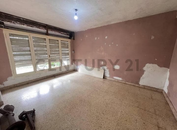Rincon de Milberg Venta en Block 2 PH 3 Ambientes y un 3° a Terminar de 2 Ambientes. a 2 Cuadras Av - 3