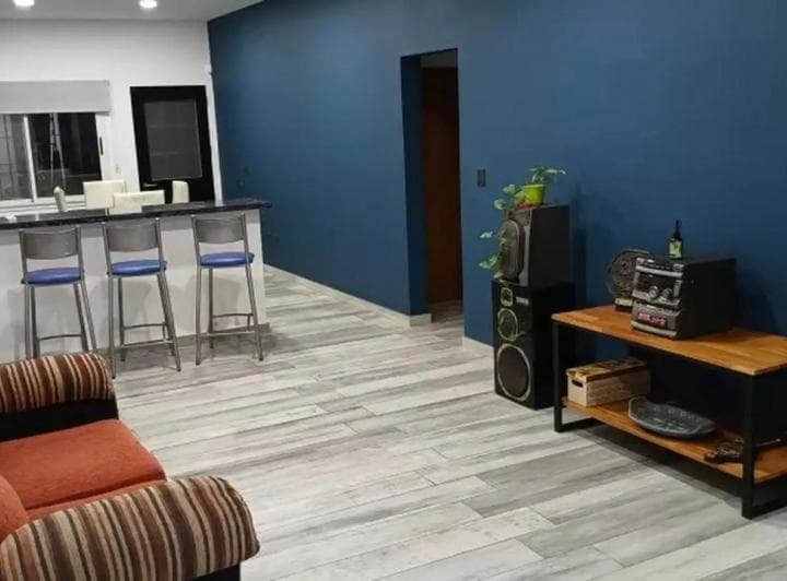 Casa en Venta - 3 Dorm. 2 Dorm. - 300 m² - Manuel Alberti - 3
