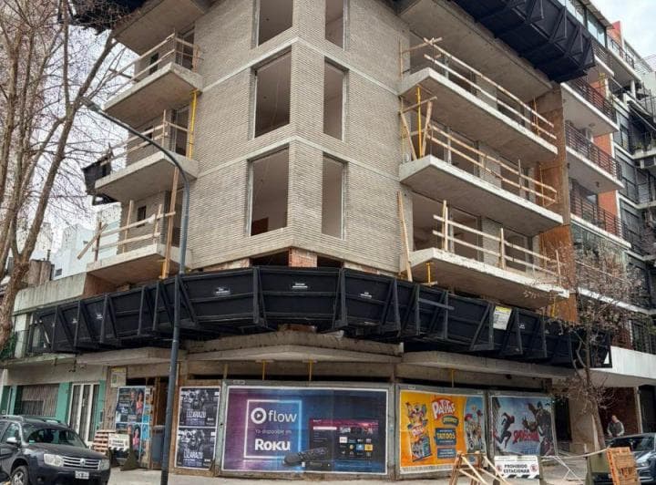 Excelente Local Comercial en Esquina – Blanco Encalada y O’higgins - 2