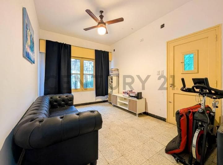 Venta - Casa - Dos Dorm. - Patio - Jardin - Saladillo, Rosario - 2