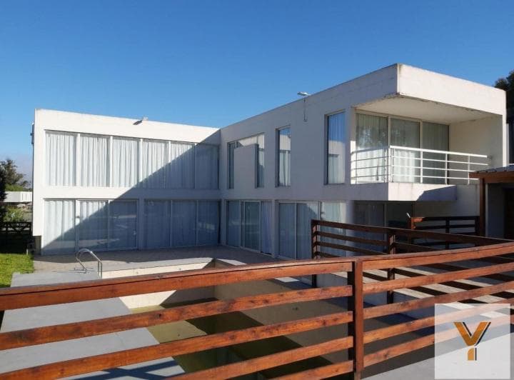 Casa en Alquiler - 3 Dorm. 4 Baños - 820 m - Mar del Plata - 5