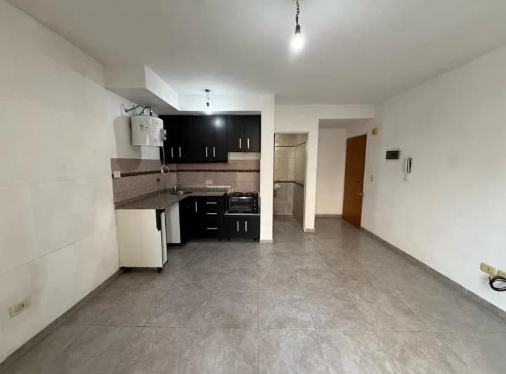 Departamento en Venta - Moron Sur - 2
