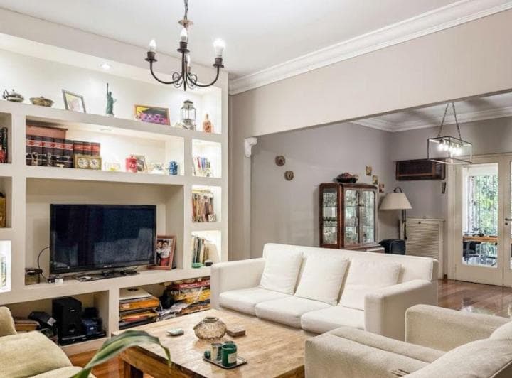 Venta Casa 5 Ambientes Luminosa Pileta con Jardin Vicente Lopez - 3