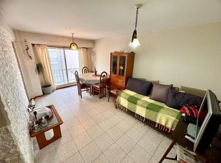 Departamento en Venta en Lomas de Zamora, G. B. a. Zona Sur, Argentina - 2