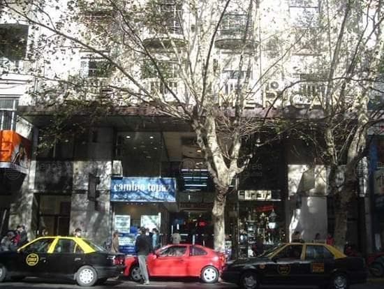 Venta Local en Galeria Americana - Recoleta - 4