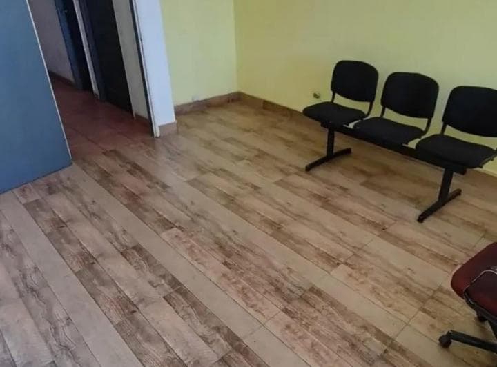Oficina Comercial en Excelente Ubicacion - Avellaneda Centro - 3