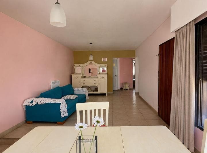 Venta Casa en Villa Sarmiento 4 Amb Garage y Patio - 2
