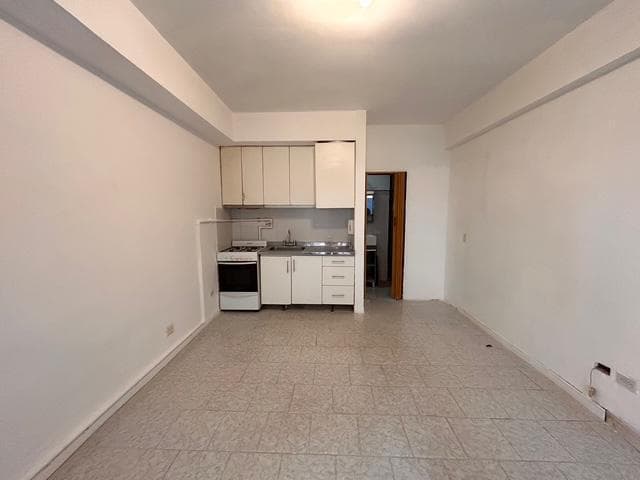 Departamento Monoambiente con Patio y Terraza en Venta en Mataderos - 2