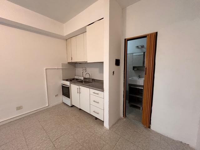 Departamento Monoambiente con Patio y Terraza en Venta en Mataderos - 5