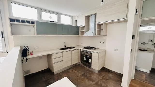 Departamento en Venta Piso de 3 Ambientes con Cochera, Piscina, Sum, Centro Lomas de Zamora Oeste - 3