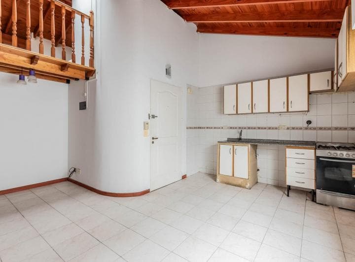 Se Vende con Renta PH de 3 Ambientes / Balcón - 4