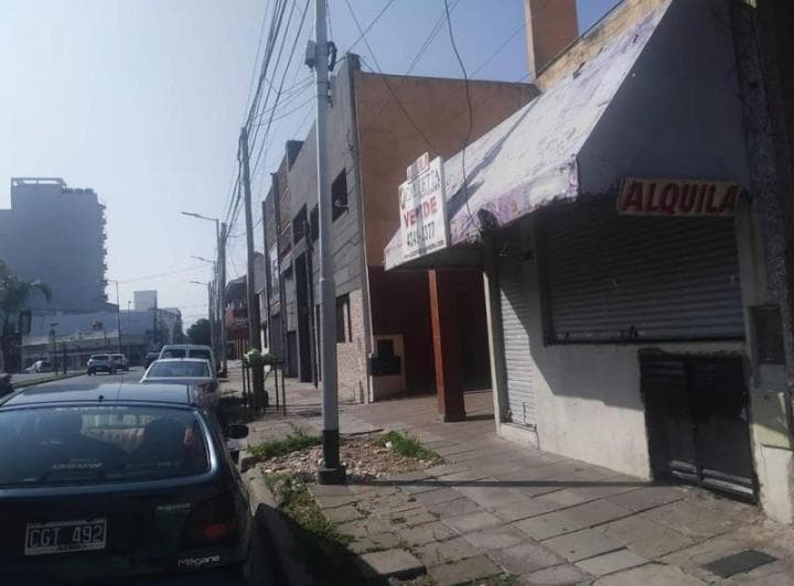 Local 44 m² Avellaneda Adelanto 16 Mil Dolares y 20 Cuotas - 2