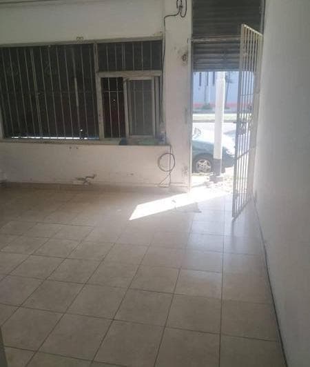 Local 44 m² Avellaneda Adelanto 16 Mil Dolares y 20 Cuotas - 3