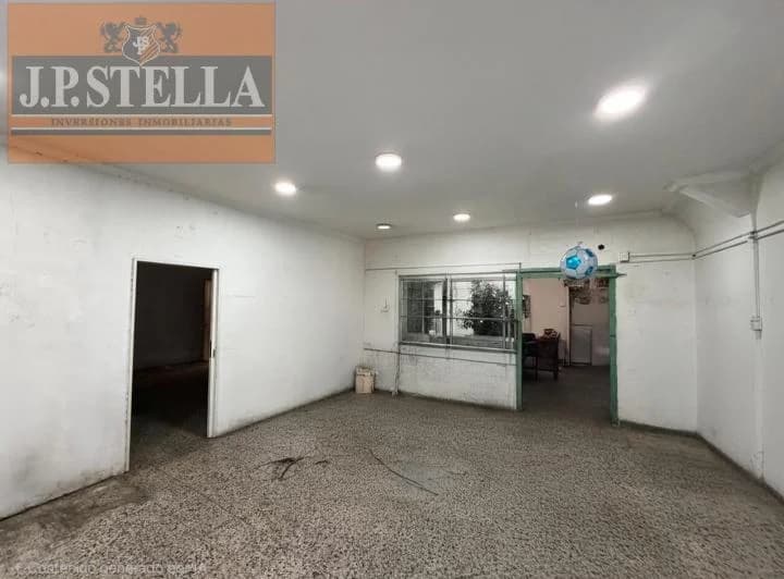 Local Doble con Deposito 430 m² - Oficinas - Baños y Vestuarios - Frente a Av - Moron - 5