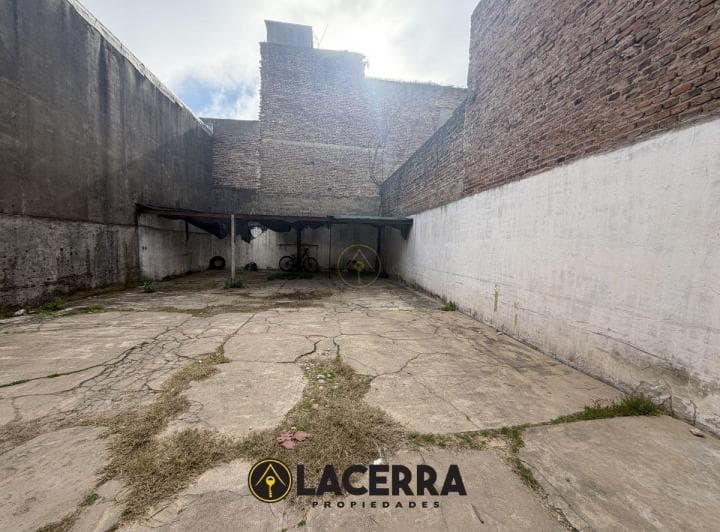 Venta Cochera - Profesor F. Agüer Al 4900 - 3