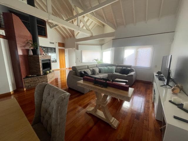 Venta de Casa 5 Ambientes de Categoría en Ramos Mejía - 5