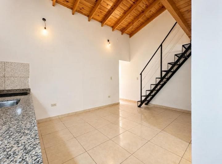 Departamento de 3 Ambientes con Patio - 3