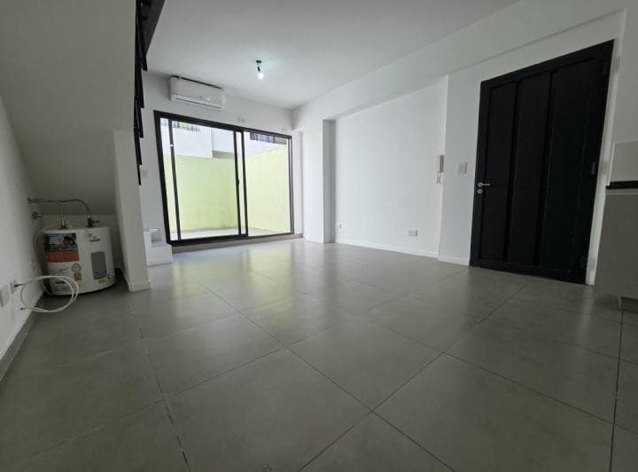 En Venta Belgrano R PH Duplex con Patio, Bajas Expensas - 3