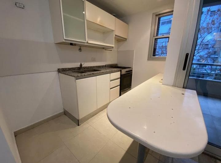 Hermoso 2 Ambientes con Parrilla Propia · Suite y Toilette · Apto Profesional - 5