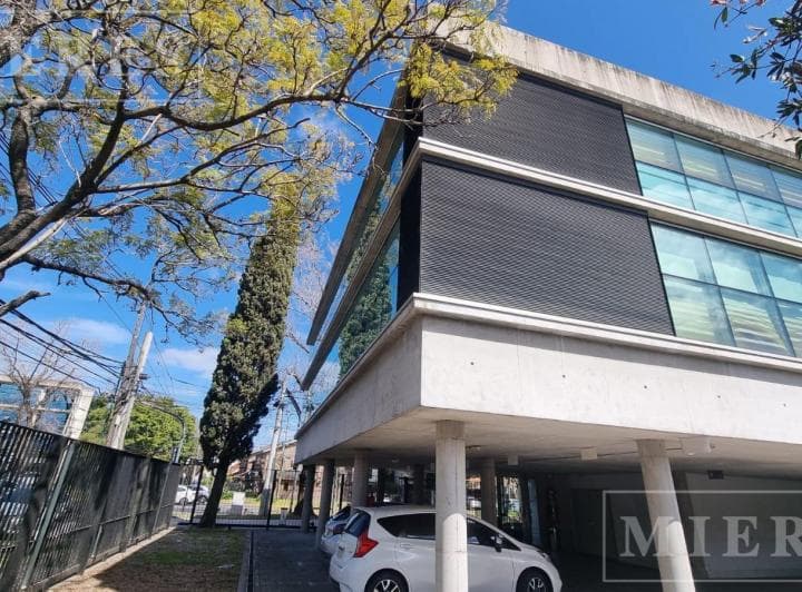 Edificio de Oficinas de 440 m² en Alquiler en Martinez, San Isidro - 4