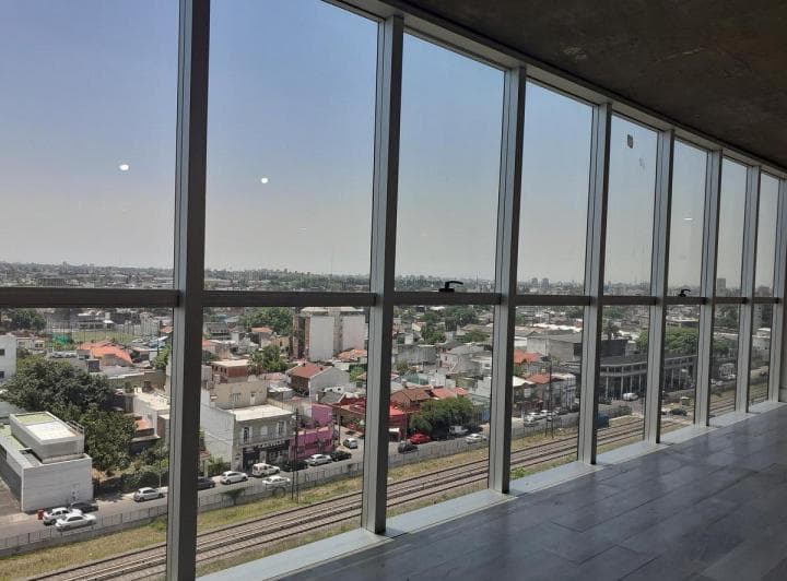 Alquiler de Oficinas Al Frente y Contrafrente, en Ramos Mejía - Diferentes Pisos - 2