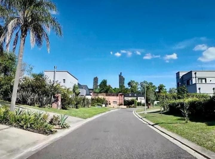 Lote en Venta Barrio Monet - Amenities - Seguridad - Deportes. - 2